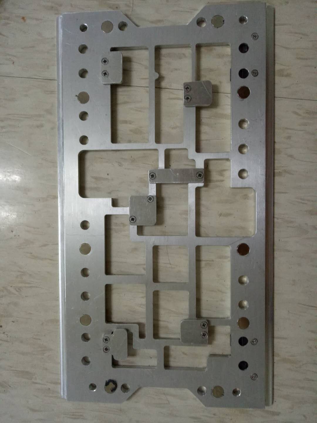過爐載具